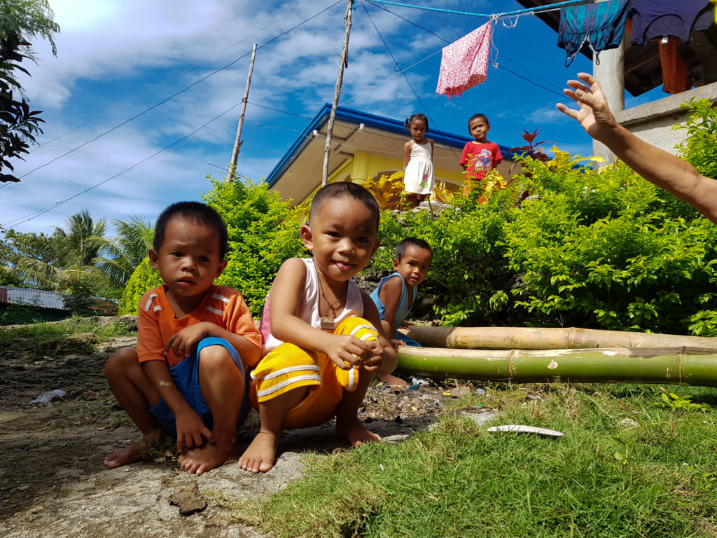 Dzieci na Filipinach