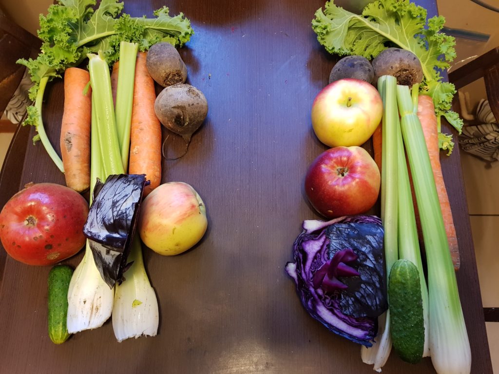 Zestaw warzyw i owoców do testu wyciskarki